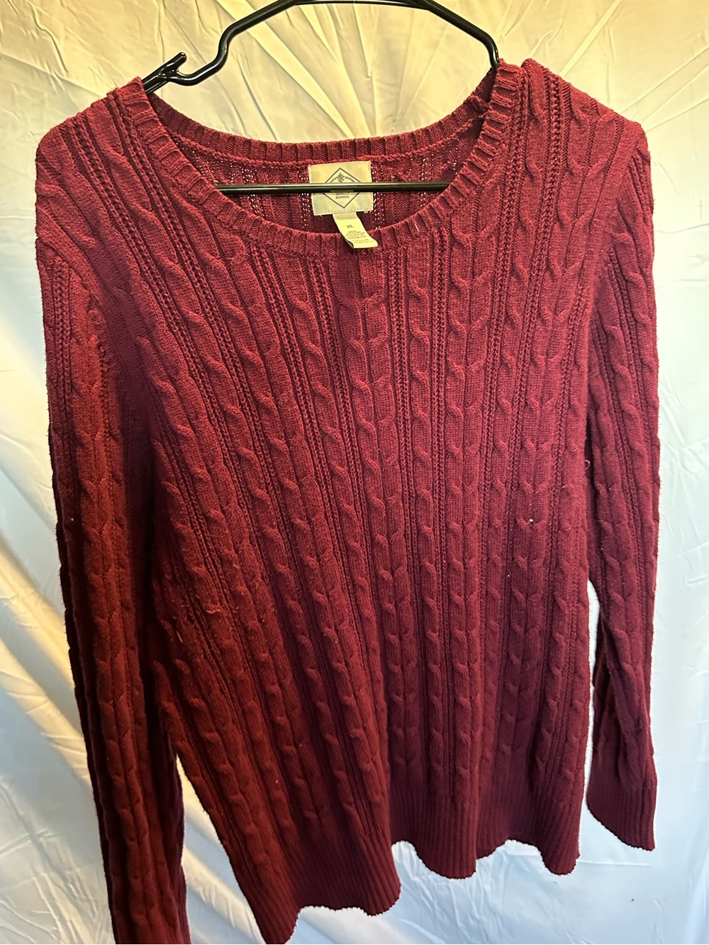 Lightweight Cable Knit Sweater